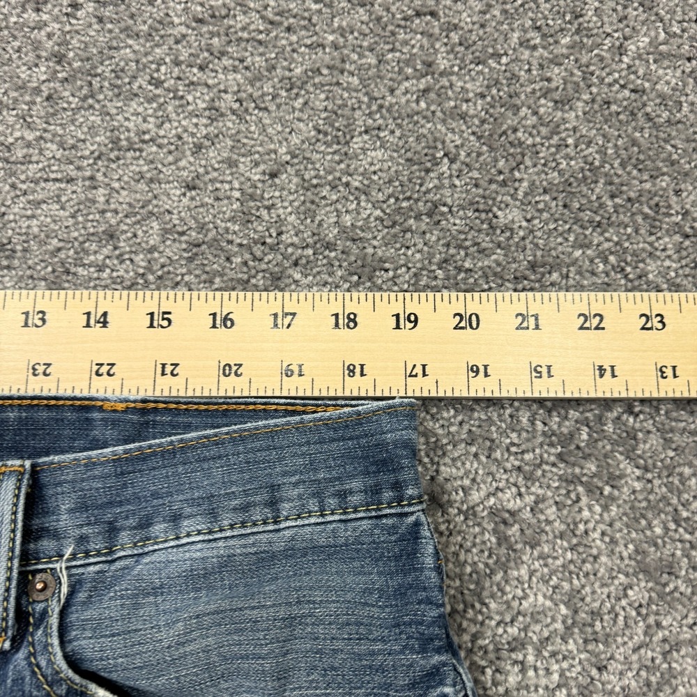 Levis Jeans Mens 38x32 Blue 505 Regular Fit Straight Leg Medium Wash Denim Work - Picture 3 of 10